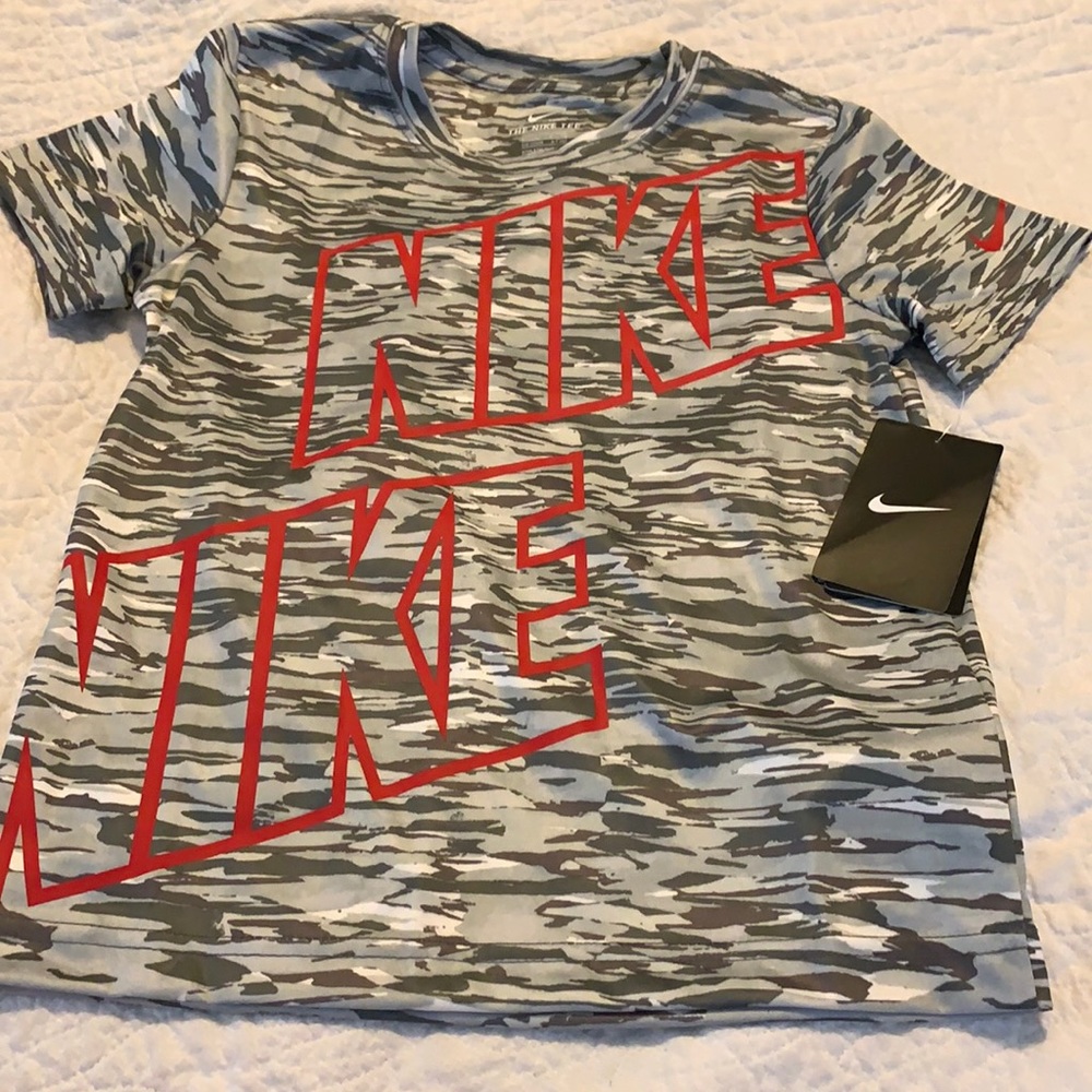 Nike Camo Tee